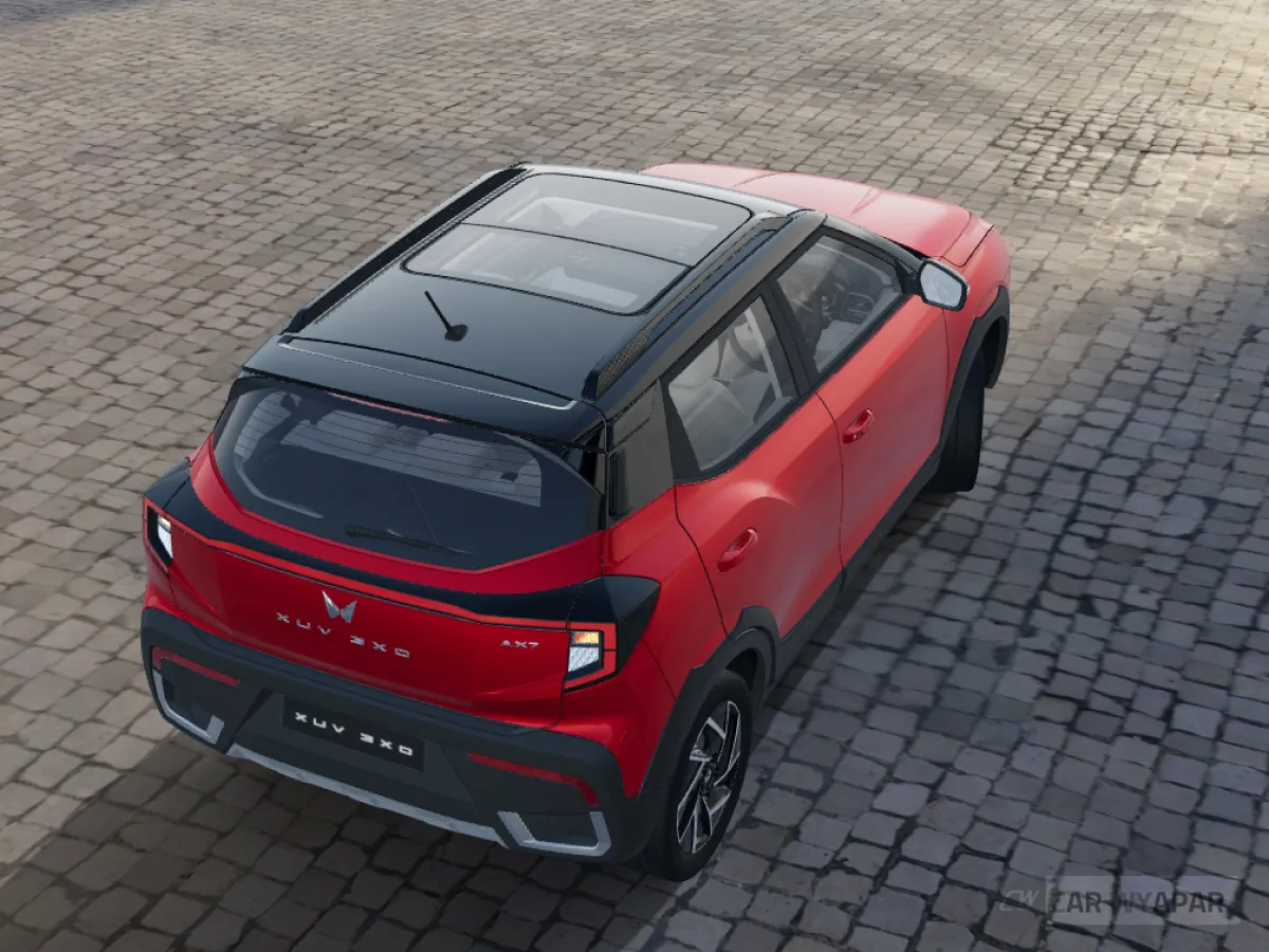 Mahindra XUV 3XO AX7 L Turbo AT